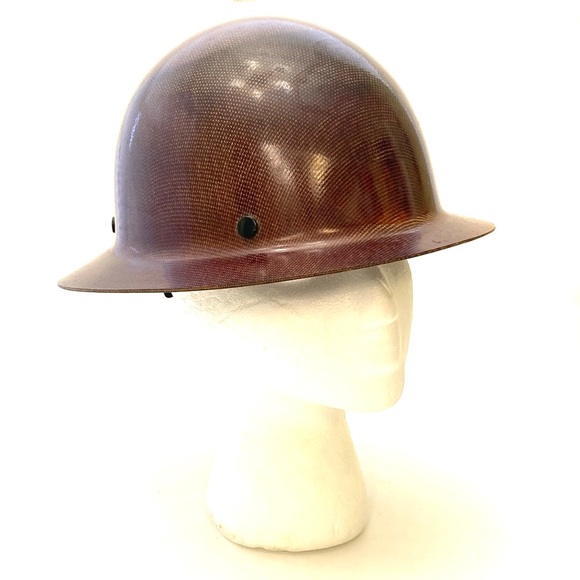 MSA Accessories Msa Skullgard Full Brim Hard Hat With Fastrac Ii